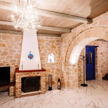 Rosemarie - Luxurious With Pool Just Steps Away From The Sea By Mana Gers *