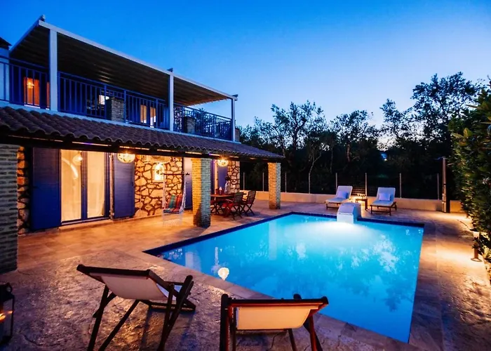 Rosemarie - Luxurious With Pool Just Steps Away From The Sea By Mana Gers Villa Psarou (Zakynthos)