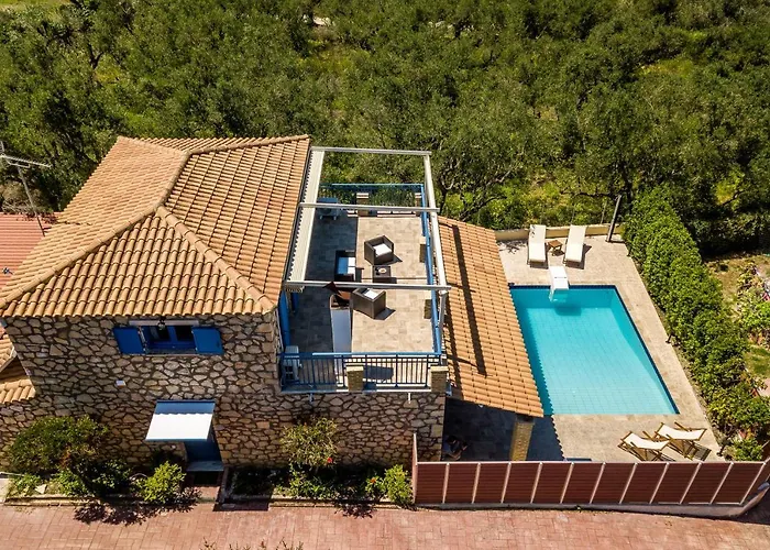 Rosemarie - Luxurious With Pool Just Steps Away From The Sea By Mana Gers * Psarou (Zakynthos)