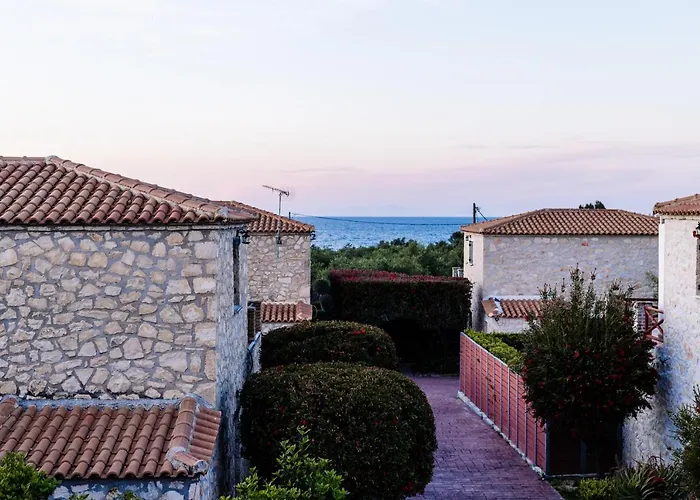 Rosemarie - Luxurious With Pool Just Steps Away From The Sea By Mana Gers *