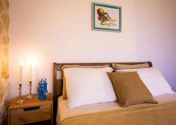 Rosemarie - Luxurious With Pool Just Steps Away From The Sea By Mana Gers Psarou (Zakynthos)