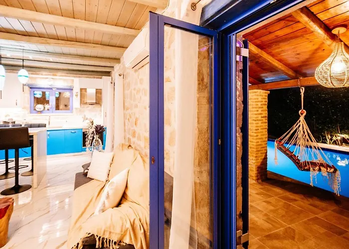 Rosemarie - Luxurious With Pool Just Steps Away From The Sea By Mana Gers Vila *