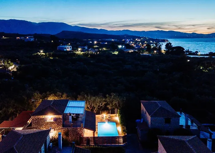 Vila Rosemarie - Luxurious With Pool Just Steps Away From The Sea By Mana Gers