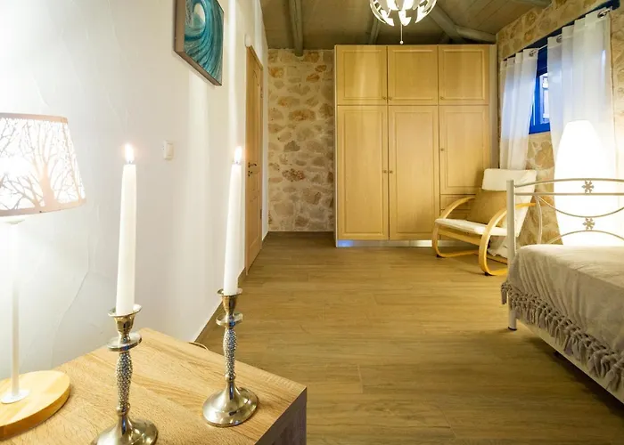 Rosemarie - Luxurious With Pool Just Steps Away From The Sea By Mana Gers Psarou (Zakynthos)