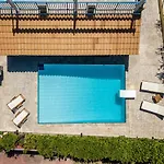 Vilă Rosemarie - Luxurious With Pool Just Steps Away From The Sea By Mana Gers *